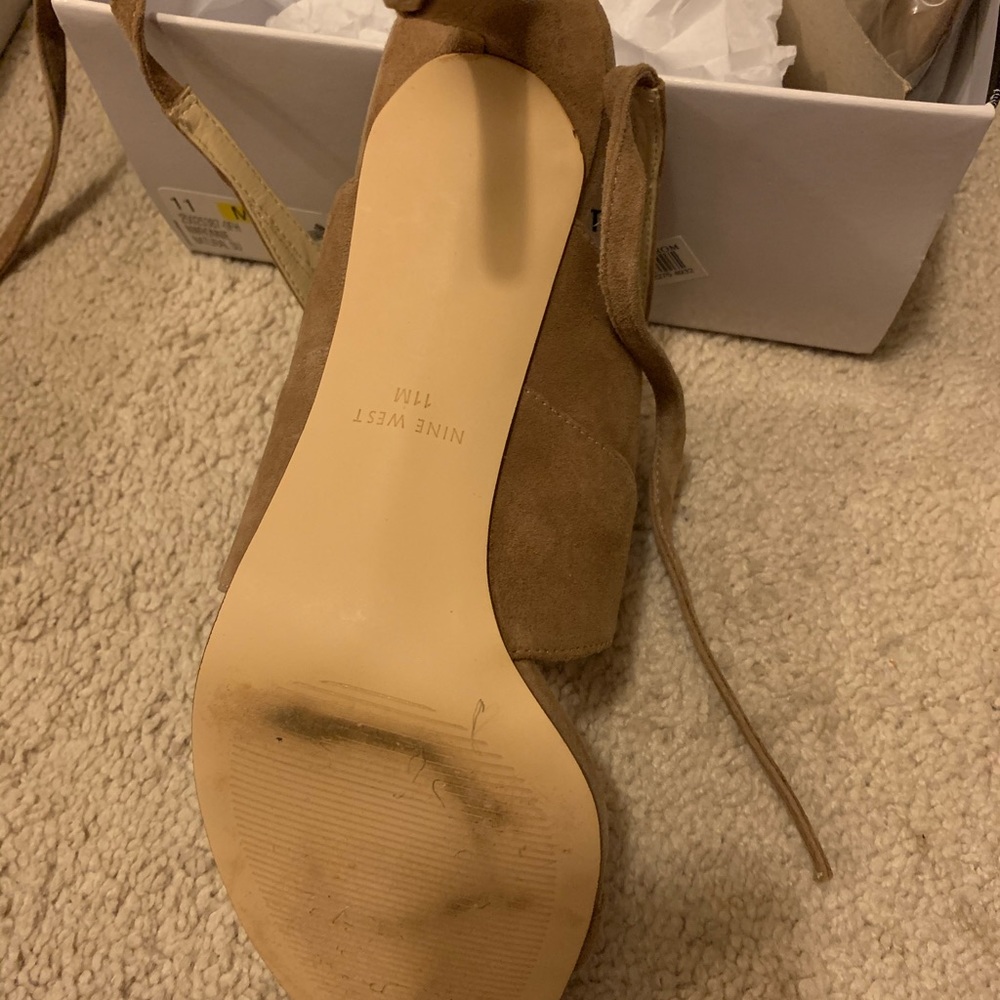 Nine West - Picture 5 of 8